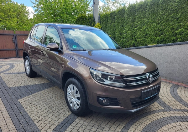 Volkswagen Tiguan cena 42700 przebieg: 129000, rok produkcji 2012 z Kraków małe 137